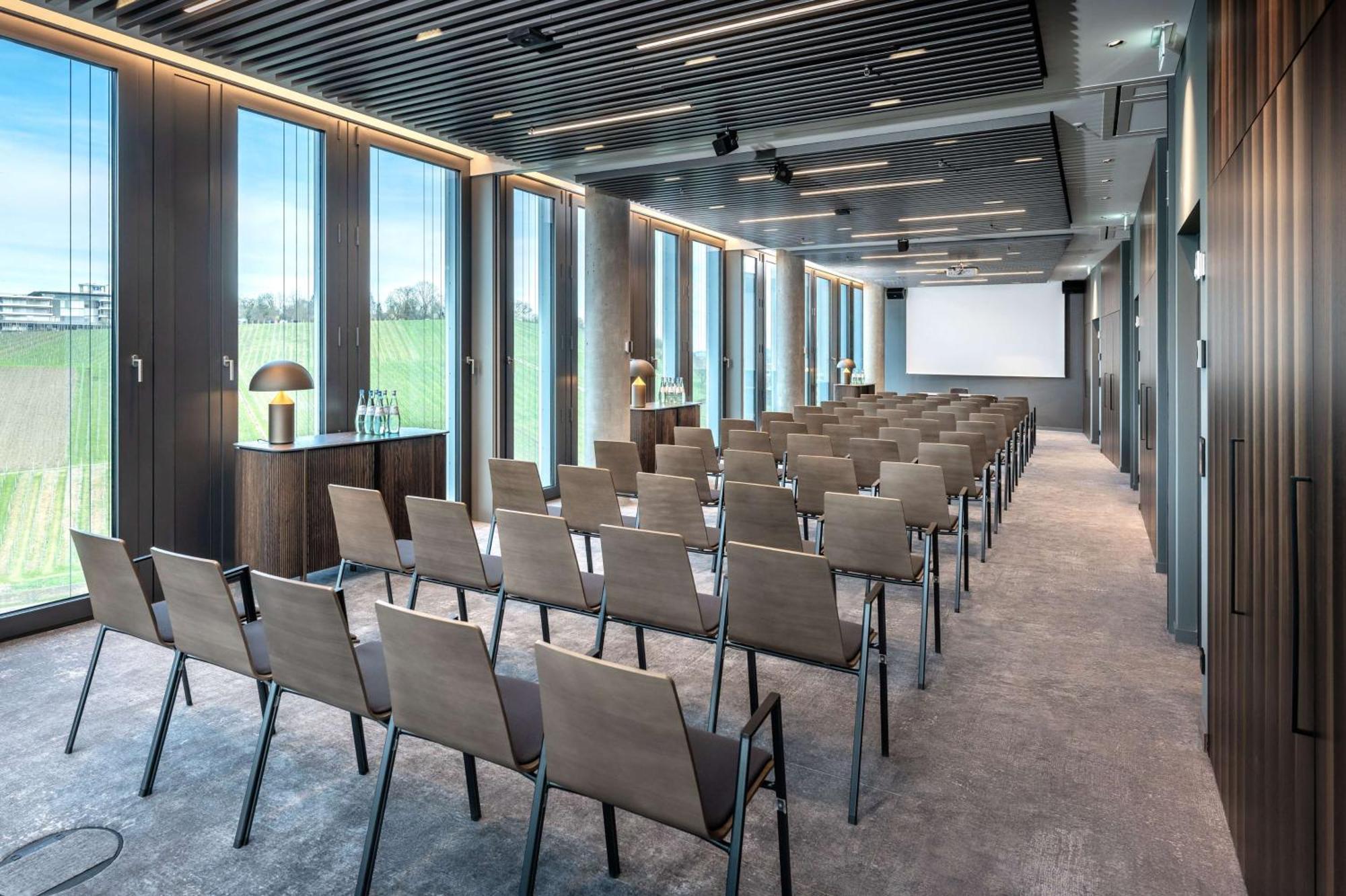 Radisson Blu Hotel At Porsche Design Tower Stuttgart Buitenkant foto
