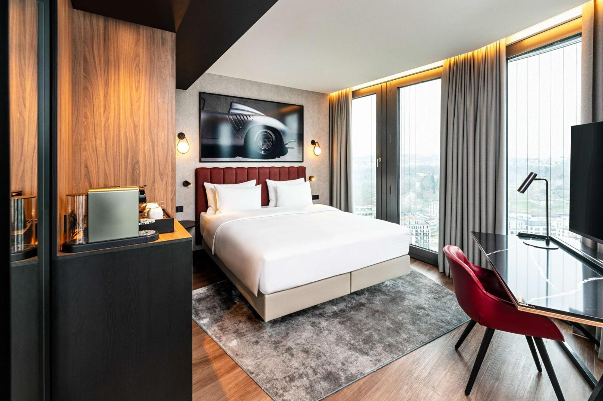 Radisson Blu Hotel At Porsche Design Tower Stuttgart Buitenkant foto